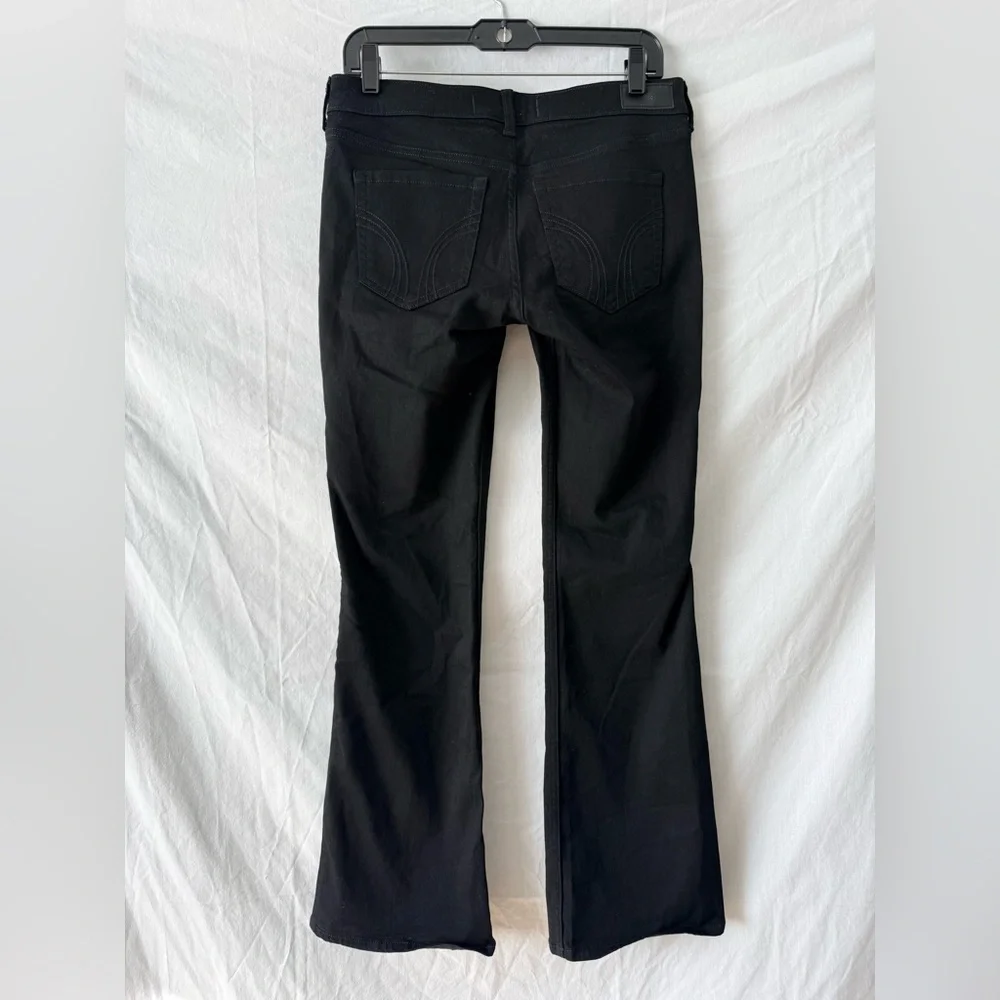 Hollister NWT Women's Black Flare Jeans Sz 8R - Picture 3 of 5